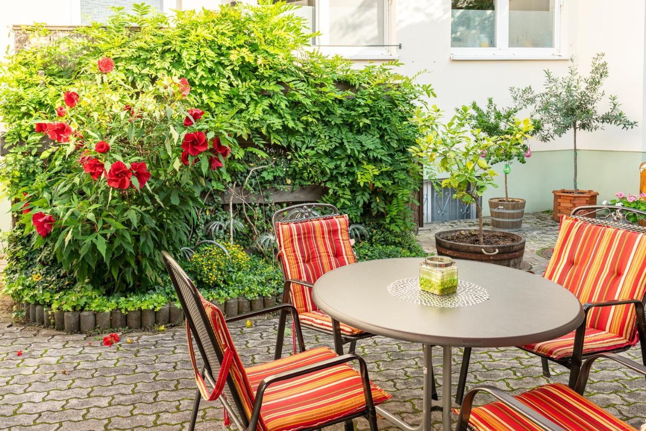 Hotel & Restaurant Stadt Genthin Exterior foto