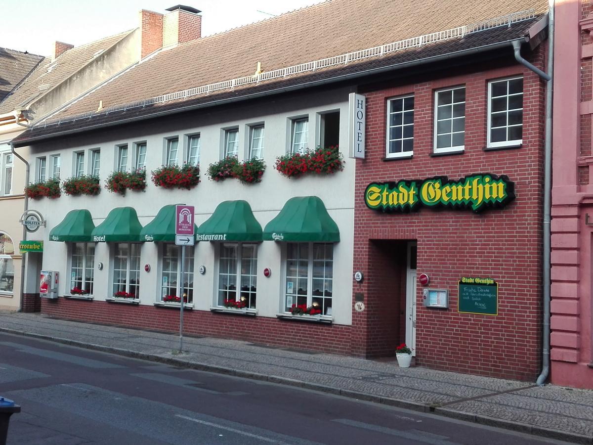 Hotel & Restaurant Stadt Genthin Exterior foto